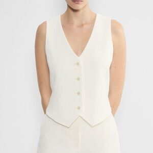 Aritzia Deniro Vest in Matte Pearl